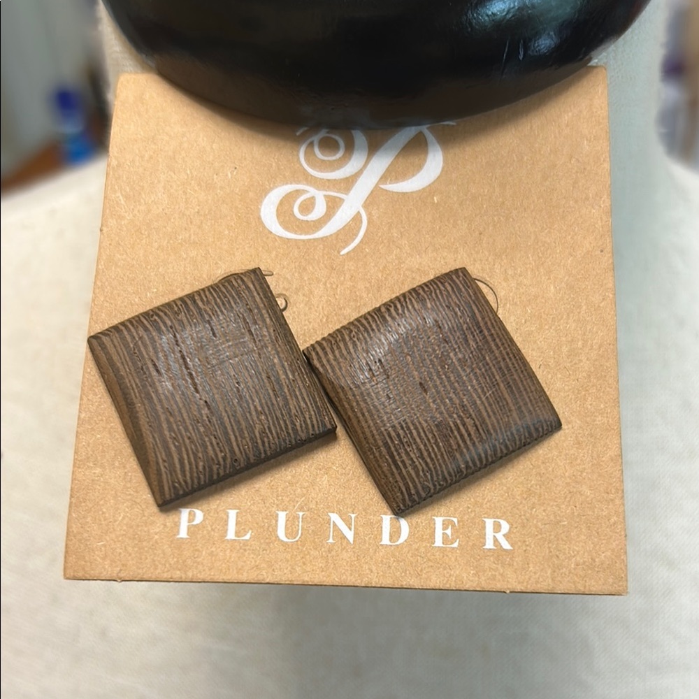 Plunder Brown Leather Jewelry Minimalist Design